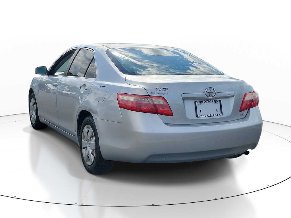 Used 2009 Toyota Camry SE Sedan
