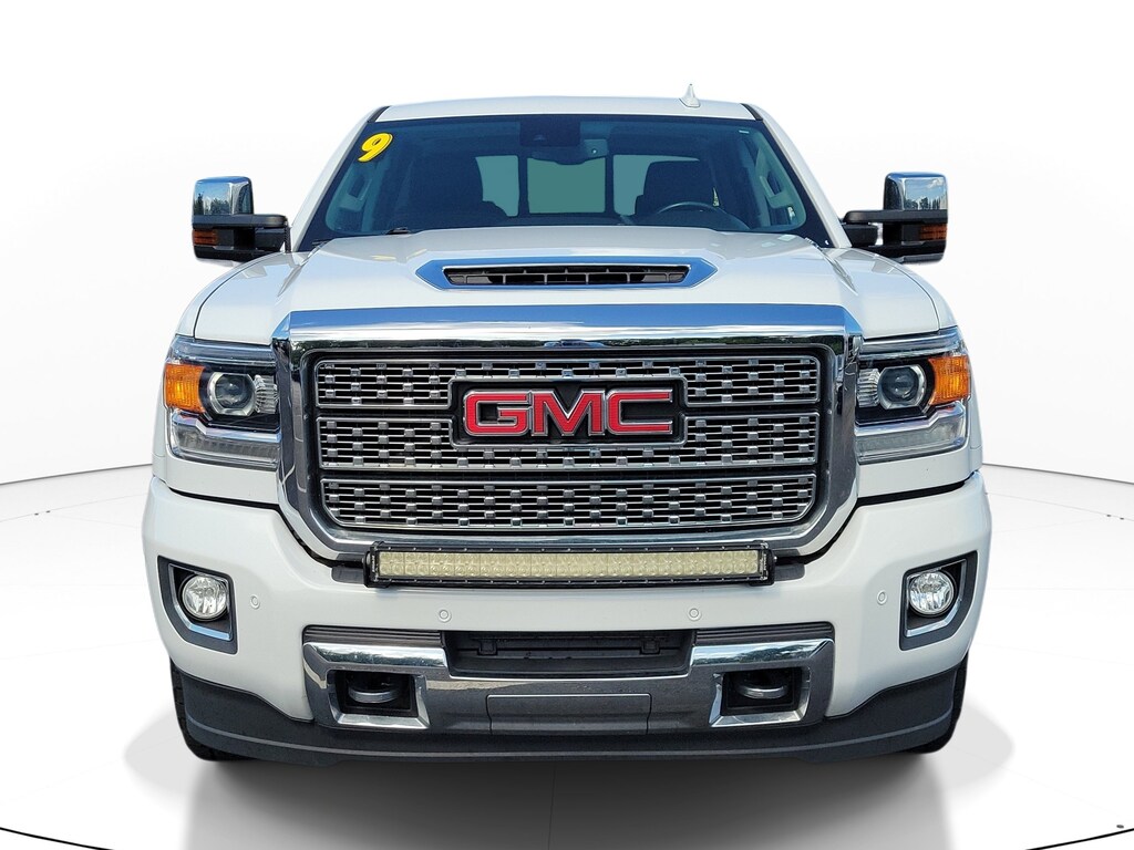 Used 2019 GMC Sierra 2500HD Denali Truck Crew Cab