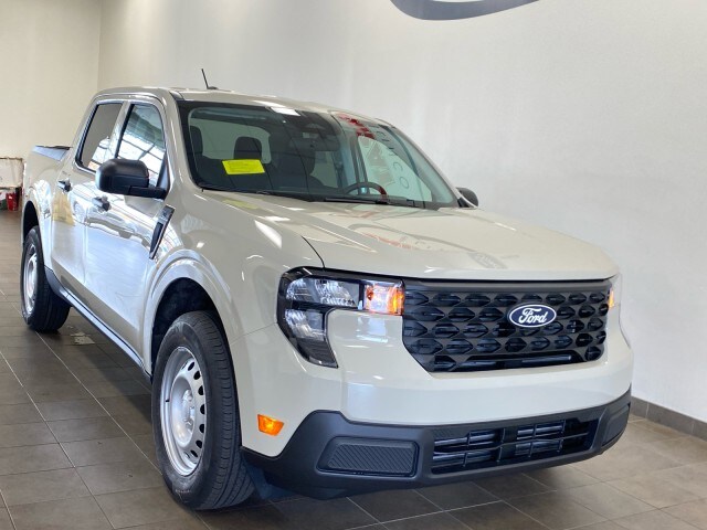 2025 Ford Maverick XL photo 2