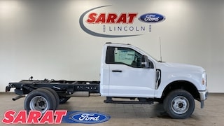 2025 Ford F-350 Chassis XL 145
