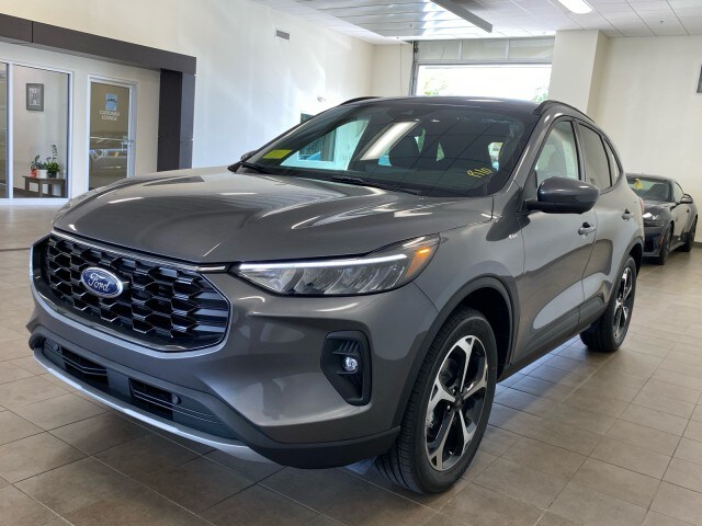 2025 Ford Escape Hybrid ST-Line photo 3