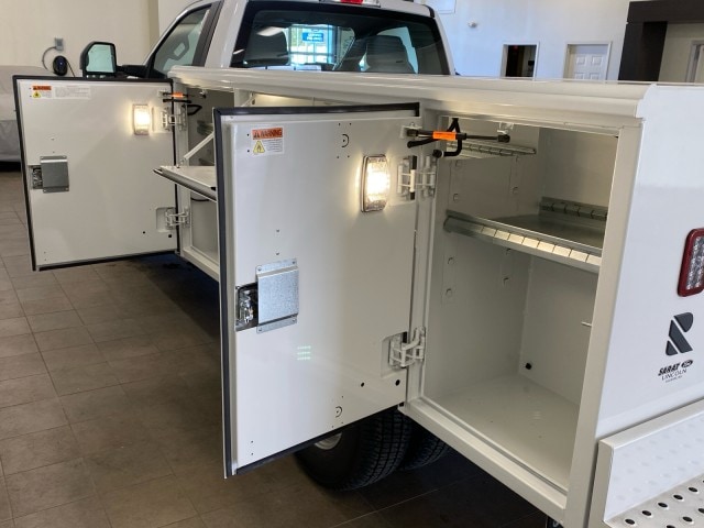 2025 Ford F-350 Super Duty Chassis Cab XL - Photo 6