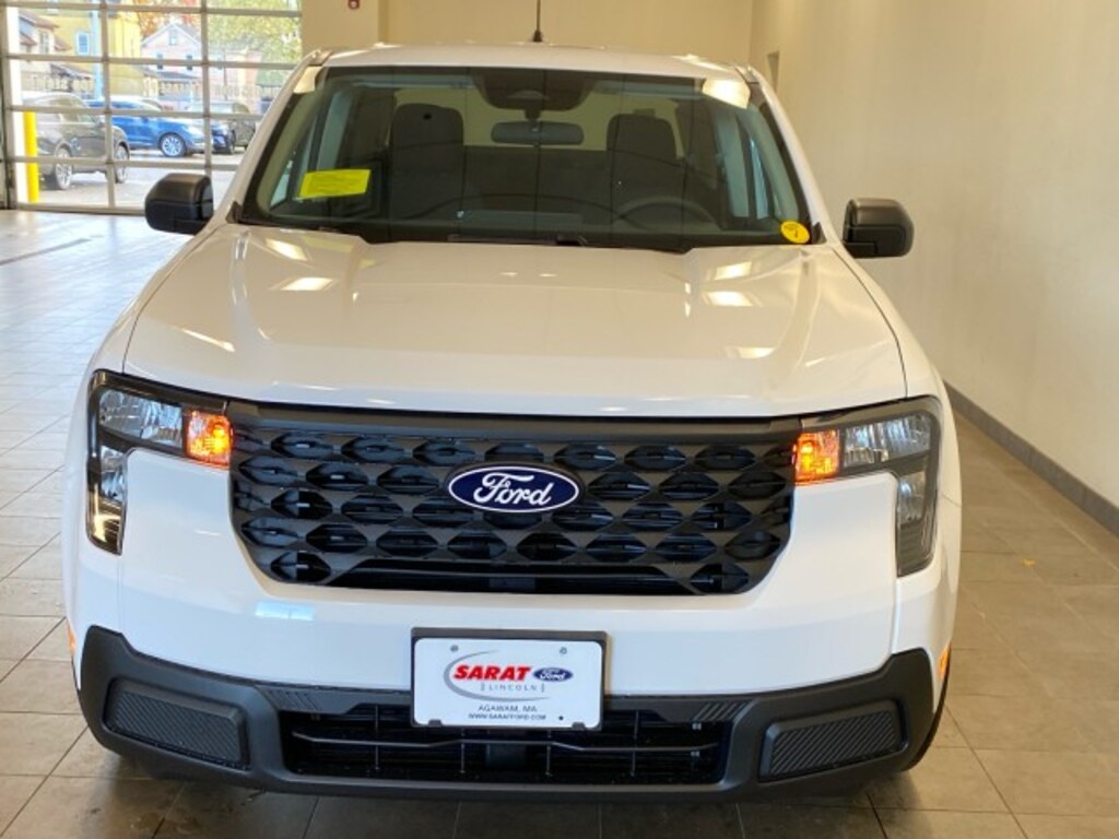 New 2025 Ford Maverick 2025 Ford Maverick XL Crew CAB 4DR 121.1 WB TRUCK