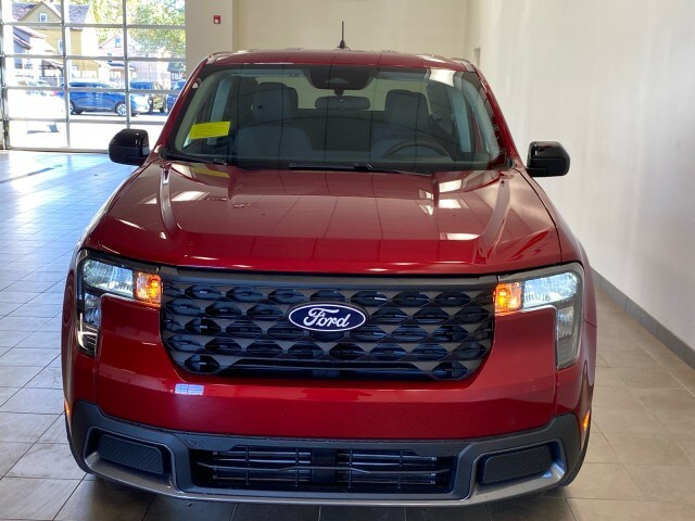 2025 Ford Maverick XLT photo 2