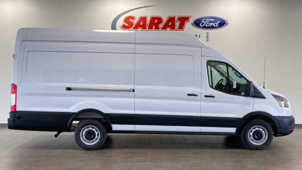 New 2026 Ford Transit-250 Cargo HR 148" WB Minivan/Van