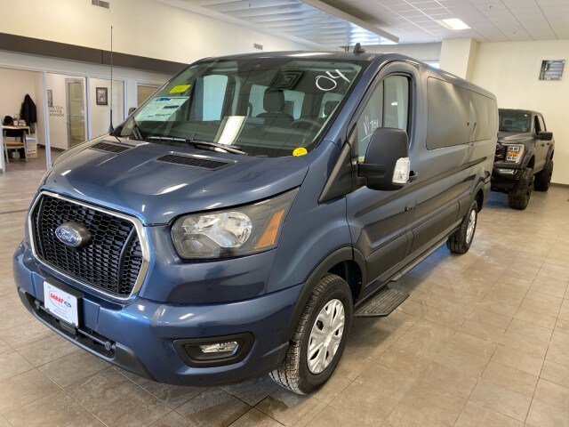 2024 Ford Transit Passenger XLT photo 3