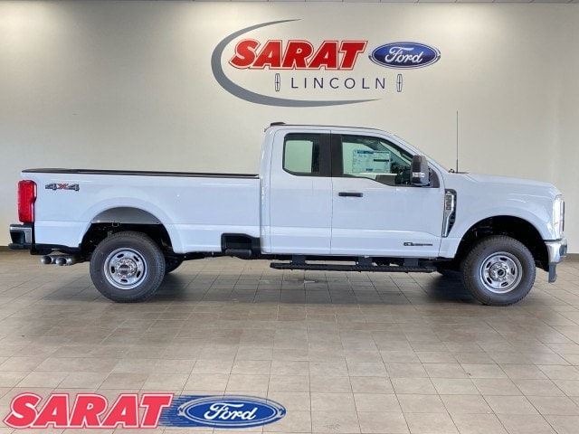 2026 Ford F-350 Super Duty XL's photo