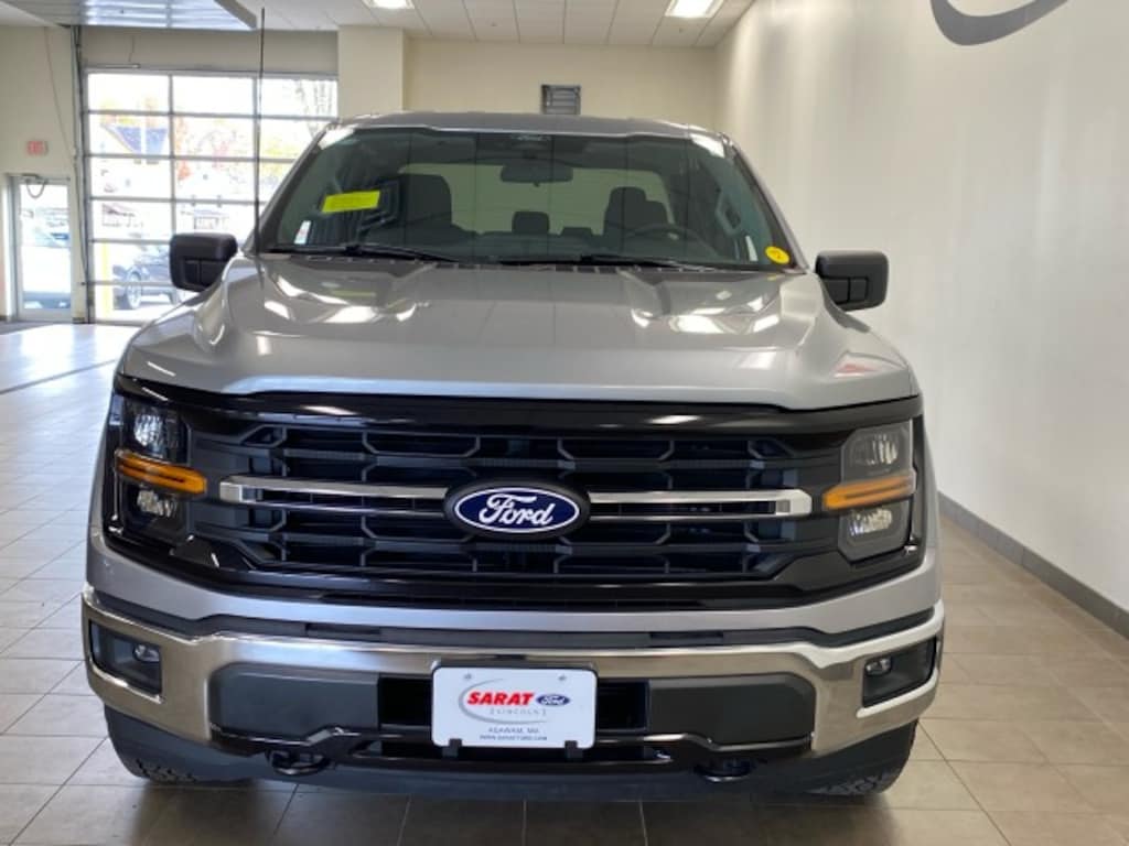 New 2025 Ford F-150 XLT 4x4 TRUCK