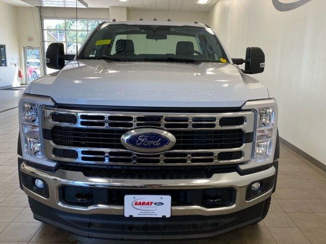 2025 Ford F-450 XL photo 2