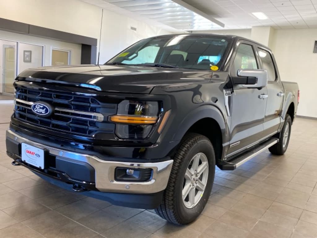 New 2025 Ford F-150 XLT POWERBOOST TRUCK