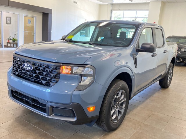 2025 Ford Maverick XLT photo 3