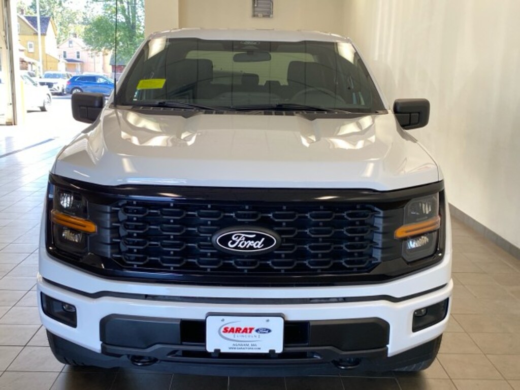 New 2025 Ford F-150 2025 Ford F-150 STX Crew CAB 4DR 145 WB 4WD TRUCK