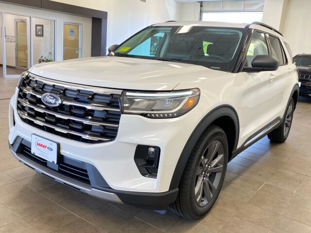 2025 Ford Explorer photo 2