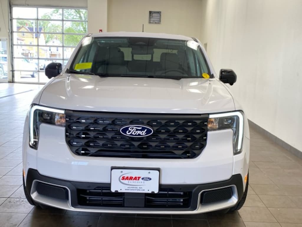 New 2025 Ford Maverick 2025 Ford Maverick Lariat Crew CAB 4DR 121.1 WB A TRUCK