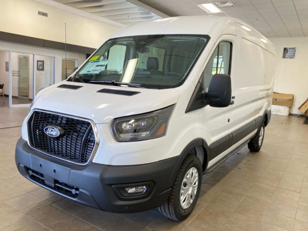 New 2026 Ford Transit Cargo Van T-250 148 Med Rf 9150 Gvwr RWD Minivan/Van