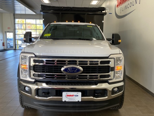 2025 Ford F-600 photo 3