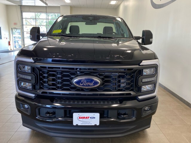 2026 Ford F-350 photo 3