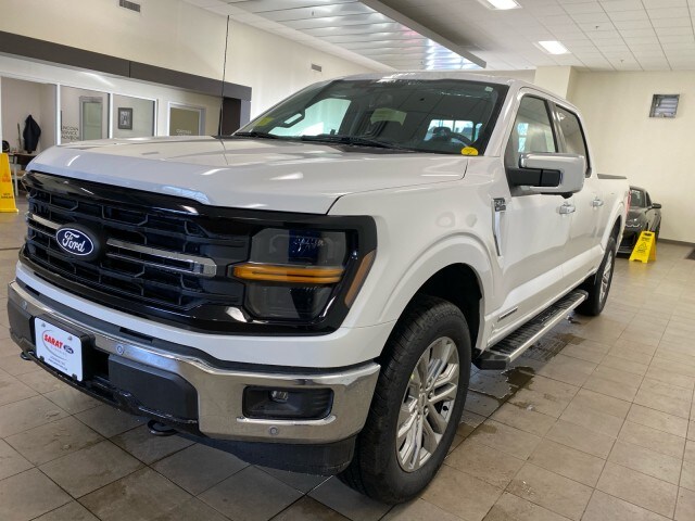 2025 Ford F-150 XLT photo 3