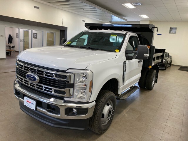 2024 Ford F-350 XL photo 3