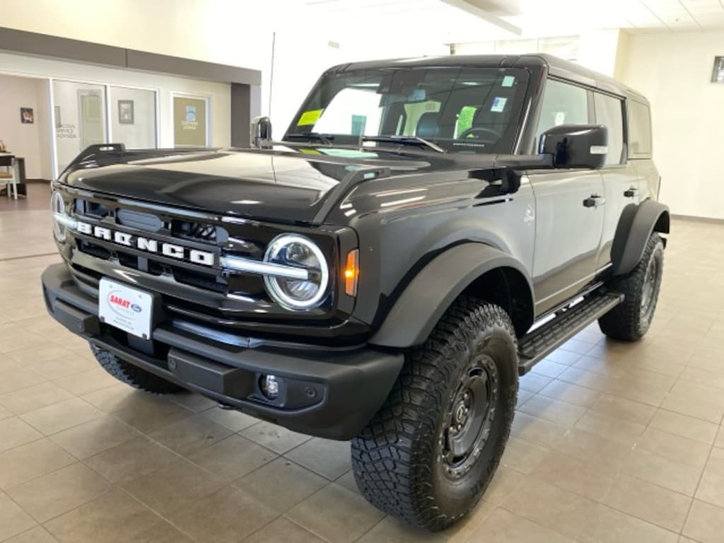 Used 2024 Ford Bronco 2024 Ford Bronco Outer Banks 4DR SUV 116.1 WB 4WD SUV