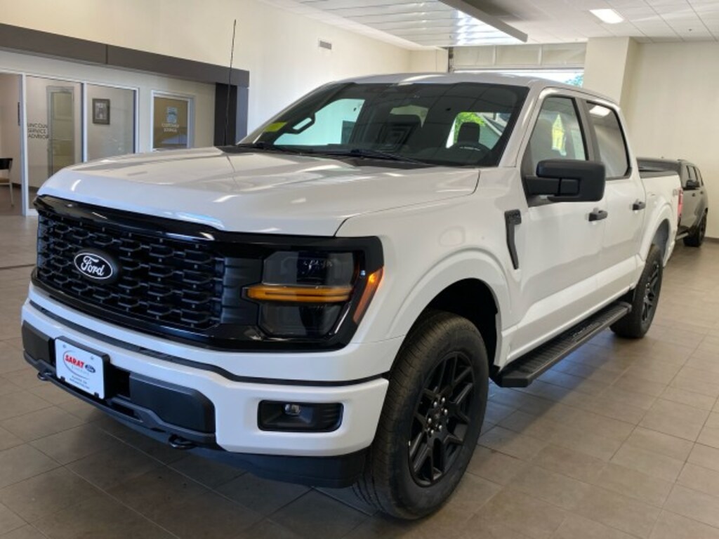 New 2025 Ford F-150 2025 Ford F-150 STX Crew CAB 4DR 145 WB 4WD TRUCK