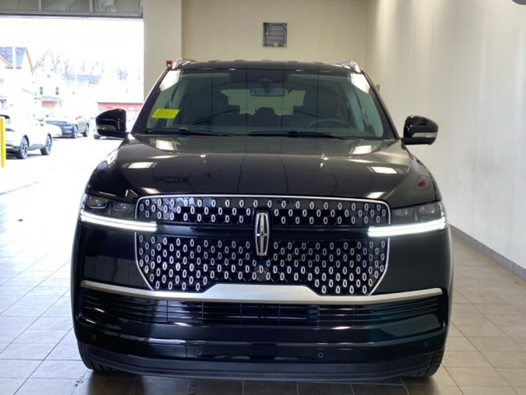 New 2026 Lincoln Navigator Premiere SUV