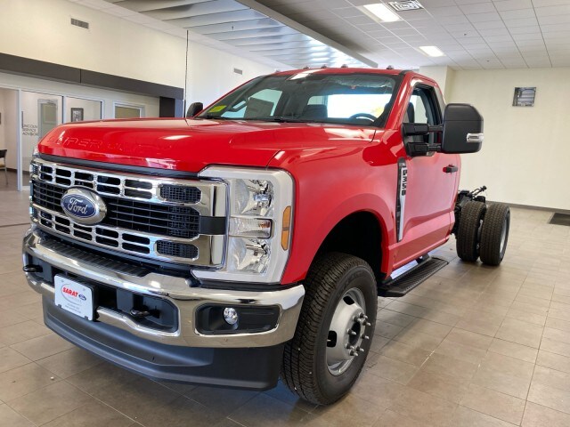 2026 Ford F-350 XL photo 3