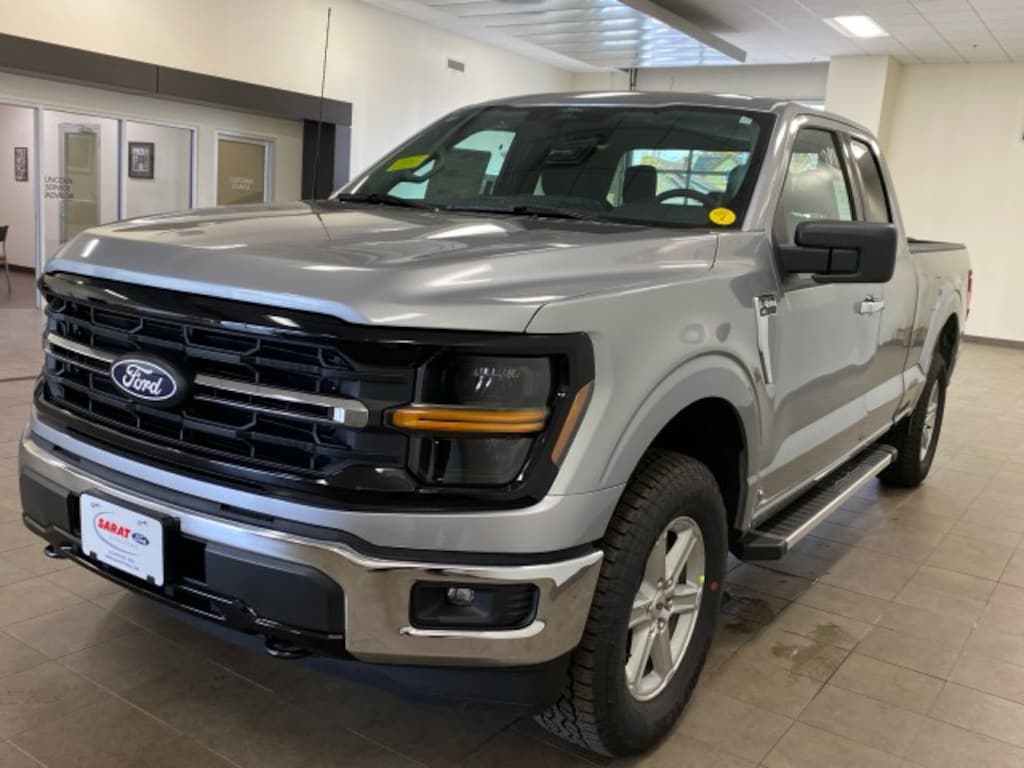 New 2025 Ford F-150 XLT 4x4 TRUCK