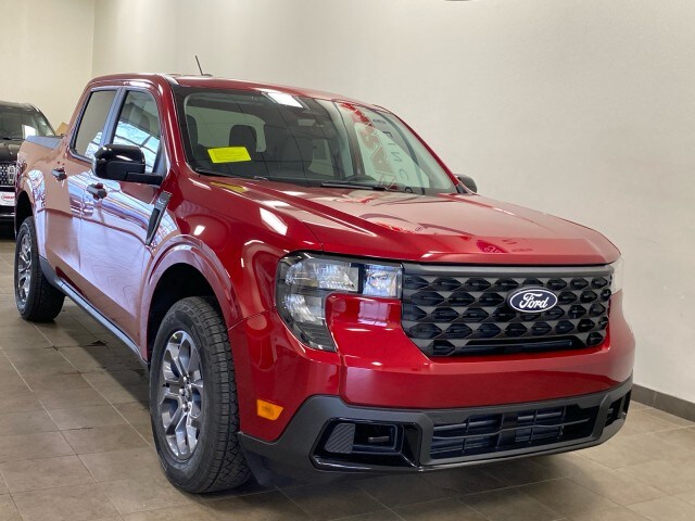 2025 Ford Maverick XLT photo 2