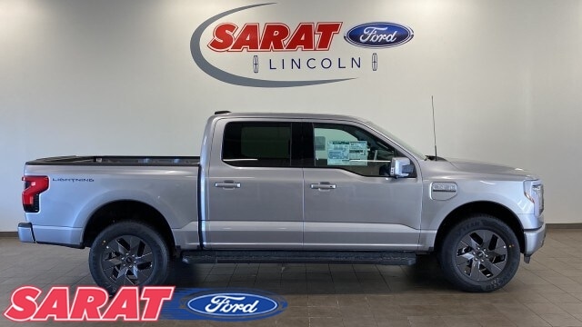2023 Ford F-150 Lightning Lariat's photo