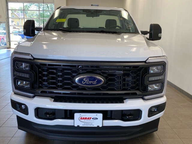 2025 Ford F-350 photo 2