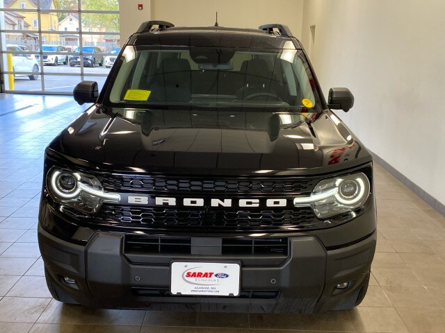 2025 Ford Bronco Sport Outer Banks photo 2