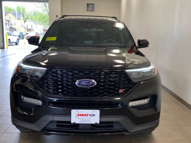 2022 Ford Explorer ST photo 2