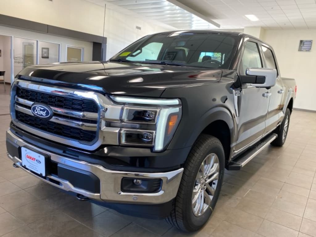 New 2025 Ford F-150 Lariat 4x4 TRUCK