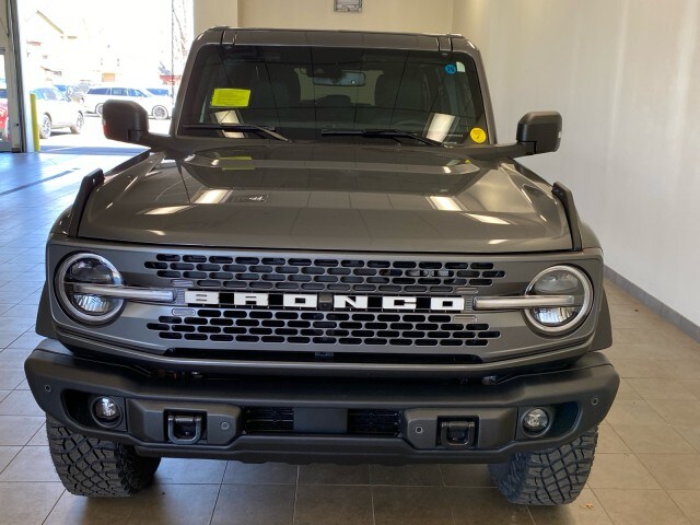 2025 Ford Bronco Badlands photo 3