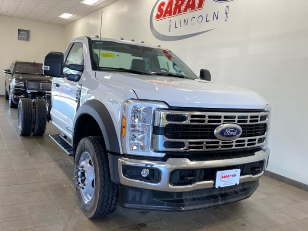 New 2025 Ford Super Duty F-600 DRW XL REG CAB 169" WB Pickup Truck