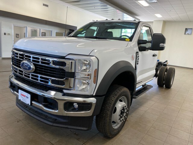 2025 Ford F-450 XL photo 3