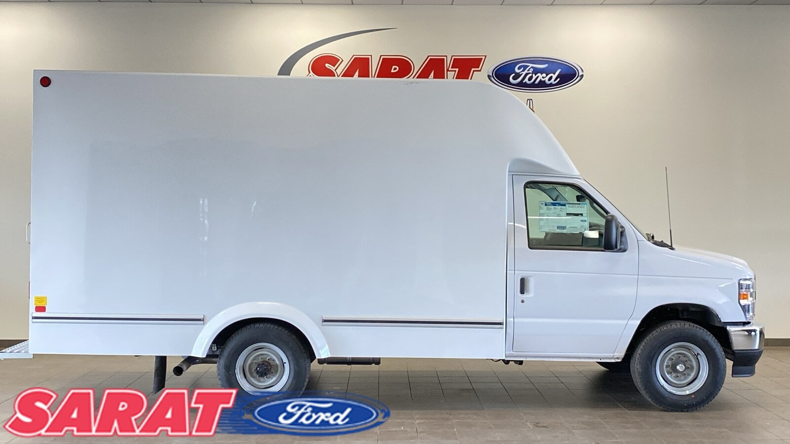 2027 Ford E-Series SRW E-350 Super Duty 138 in WB's photo