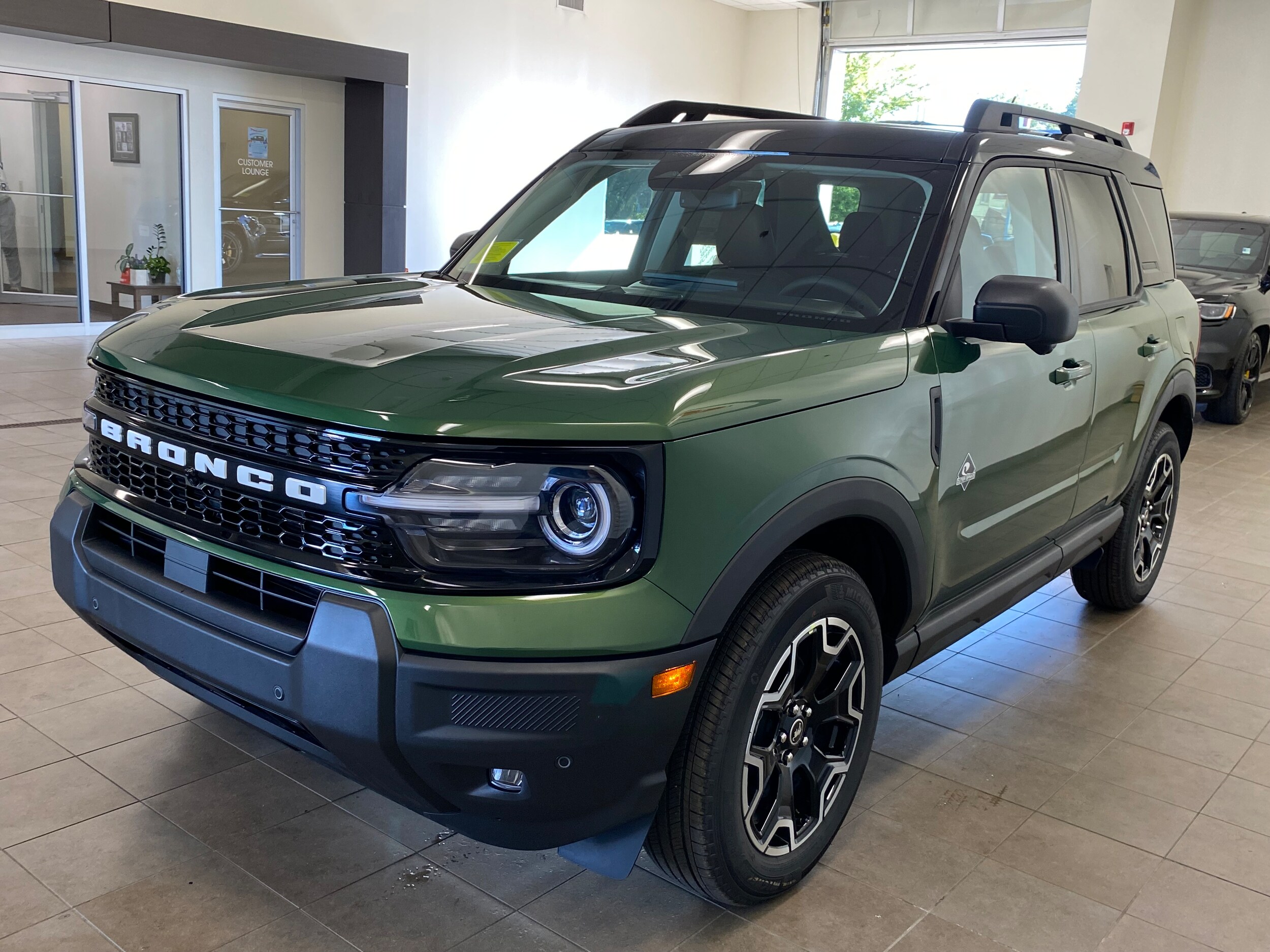 2025 Ford Bronco Sport Outer Banks photo 4