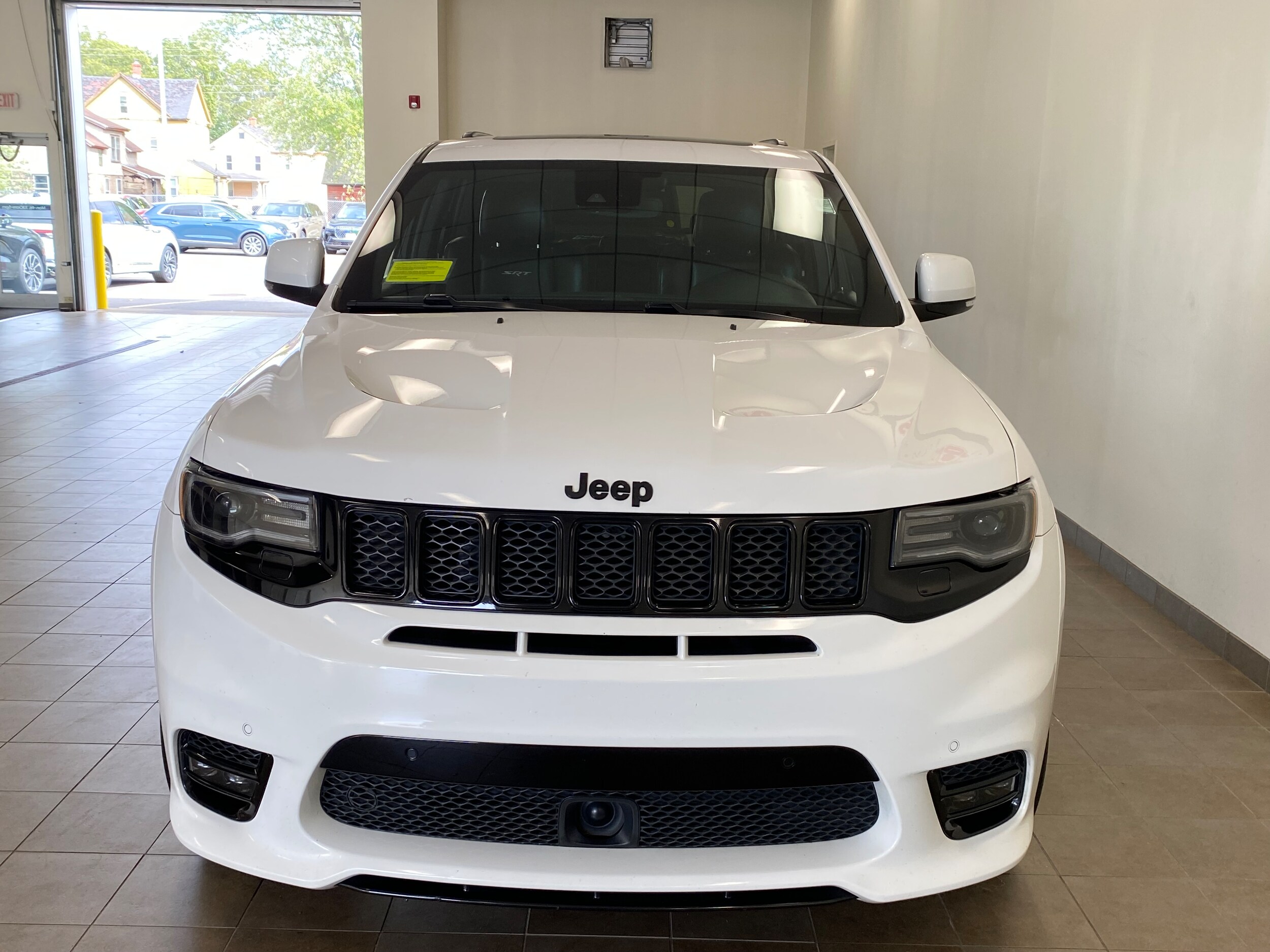 2018 Jeep Grand Cherokee SRT8 photo 3