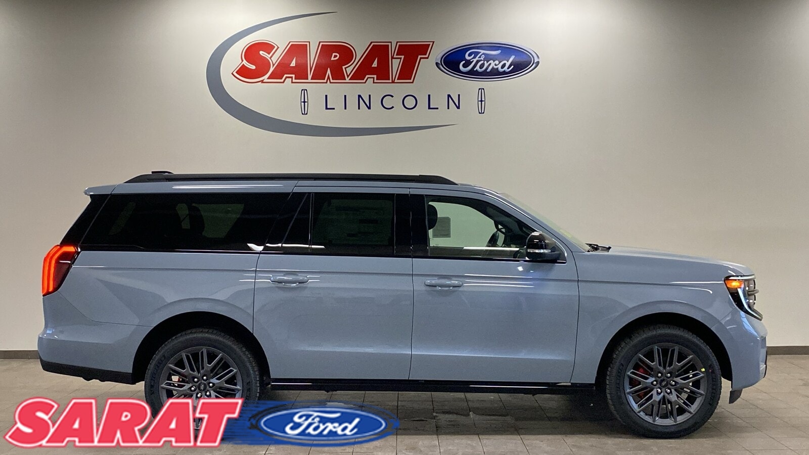 2025 Ford Expedition Platinum's photo