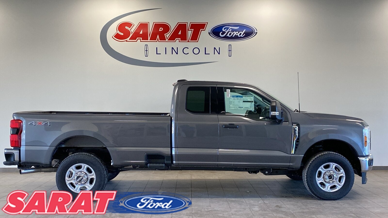 2025 Ford F-350 Super Duty XLT's photo