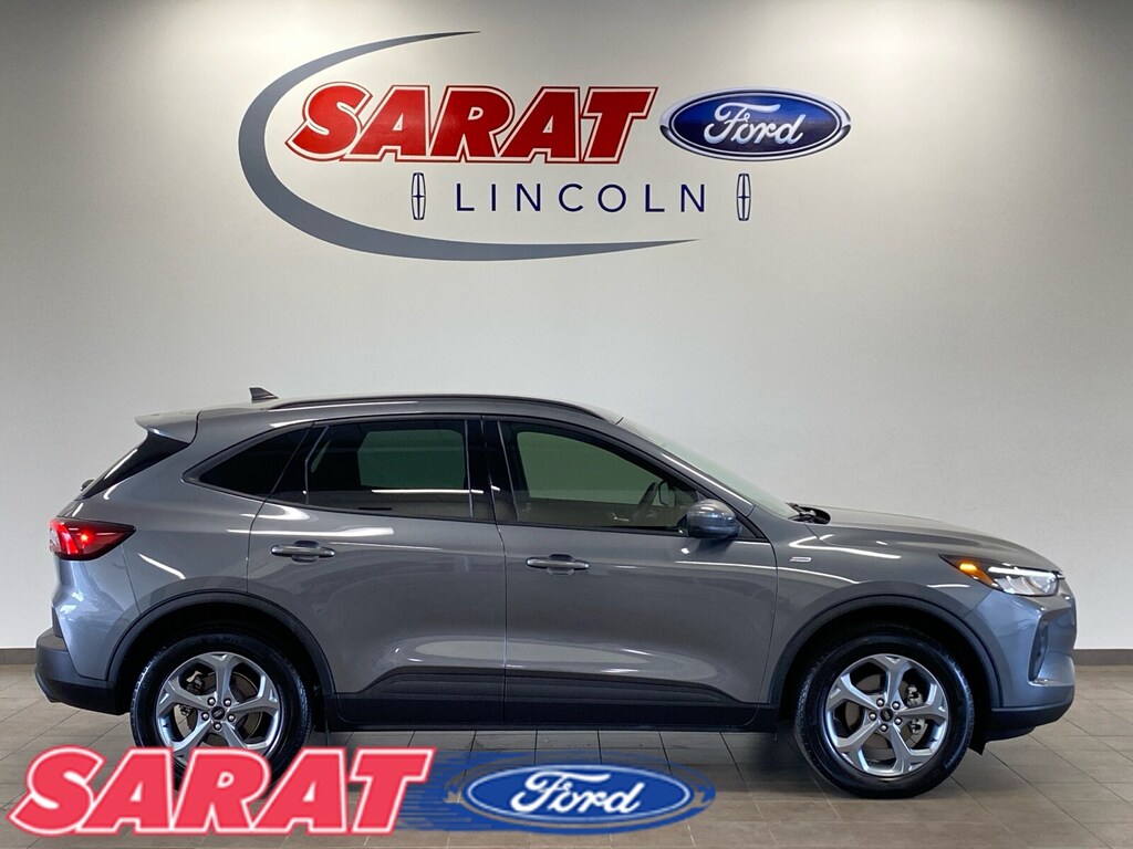 Used 2025 Ford Escape ST-Line Select SUV