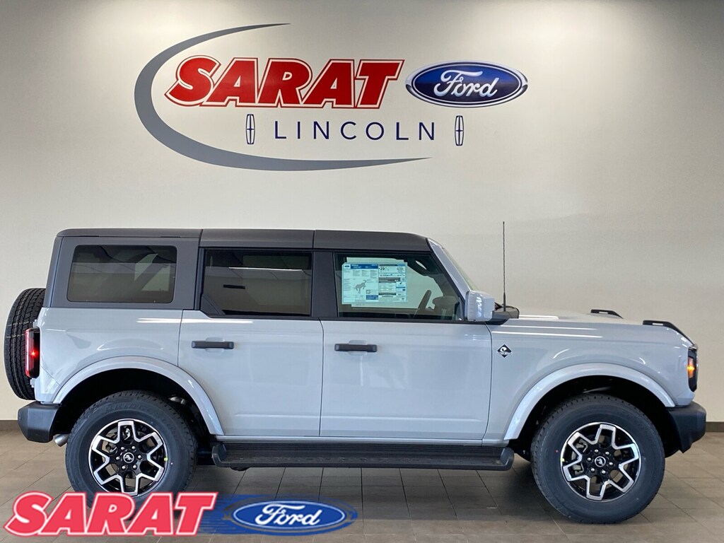 New 2026 Ford Bronco Outer Banks SUV