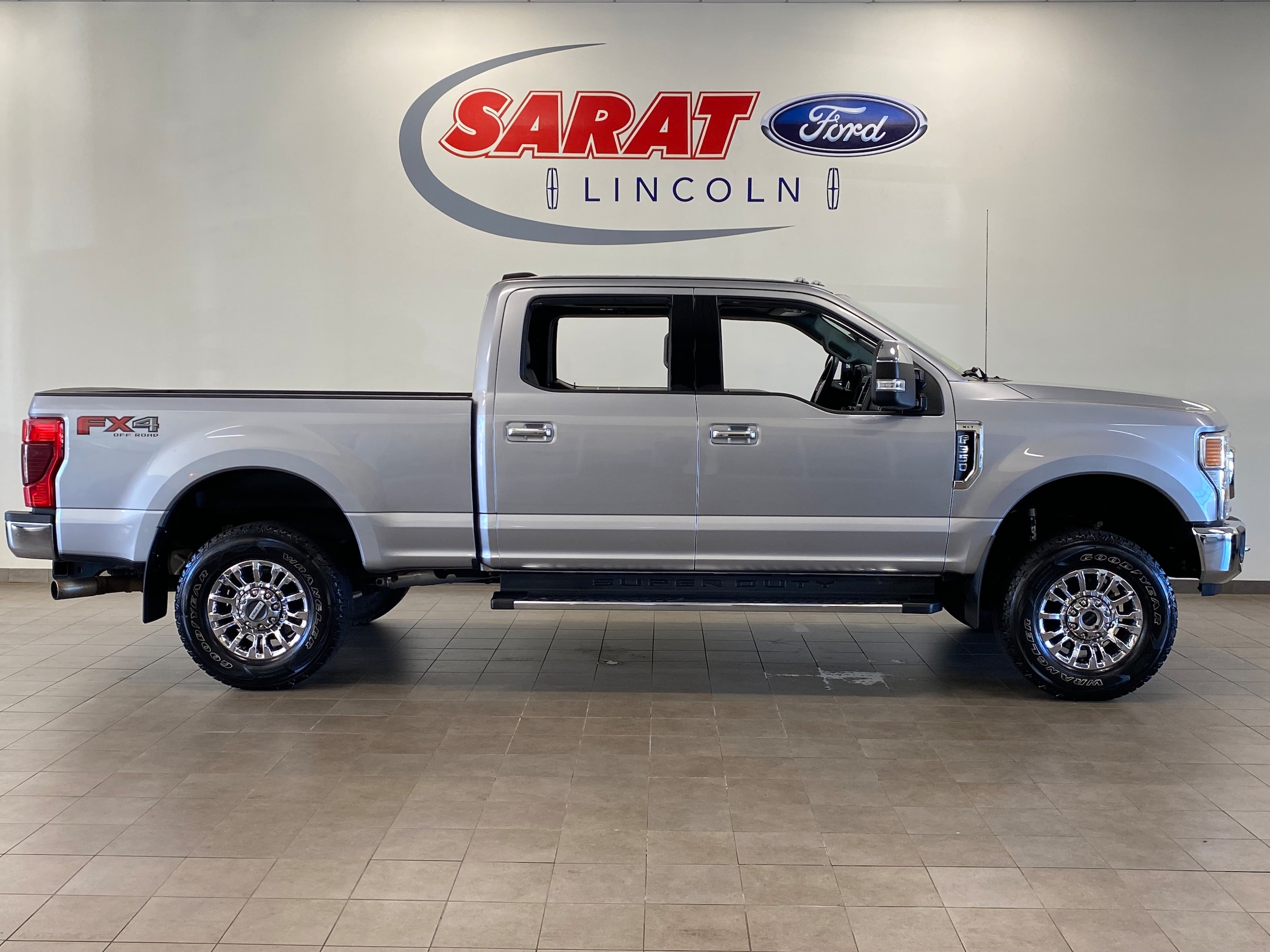 2020 Ford F-350 Truck Crew Cab 