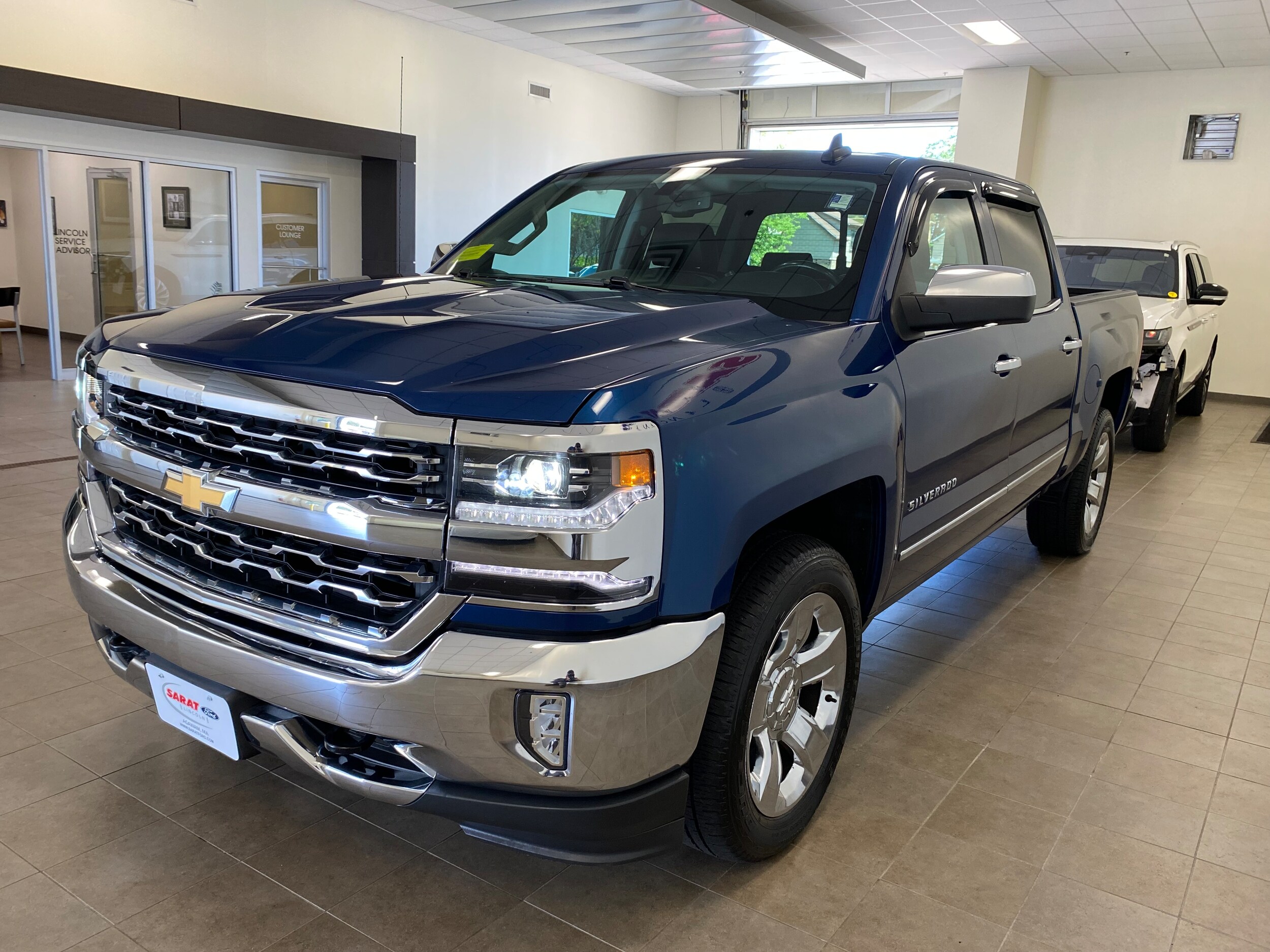 2017 Chevrolet Silverado 1500 LTZ photo 4