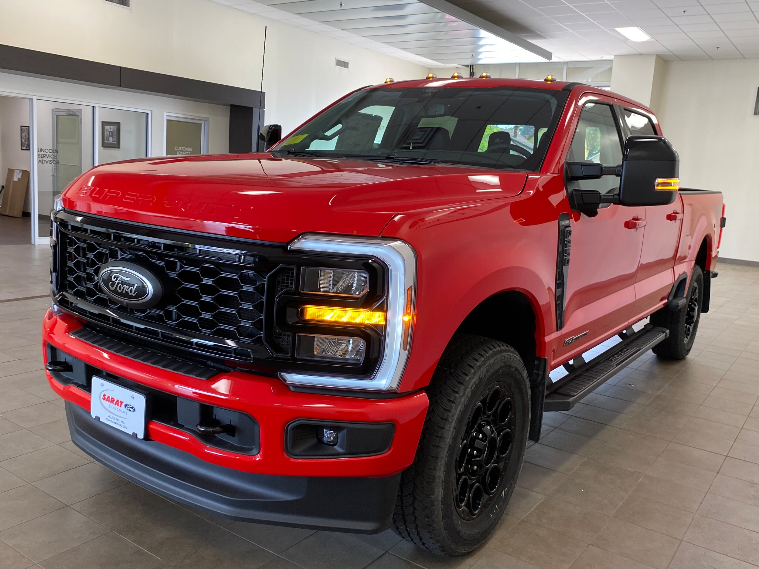 2025 Ford F-250 Lariat photo 4