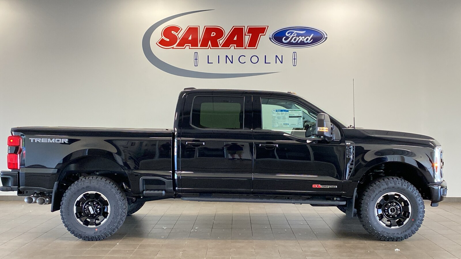 2025 Ford F-250 Super Duty XLT's photo
