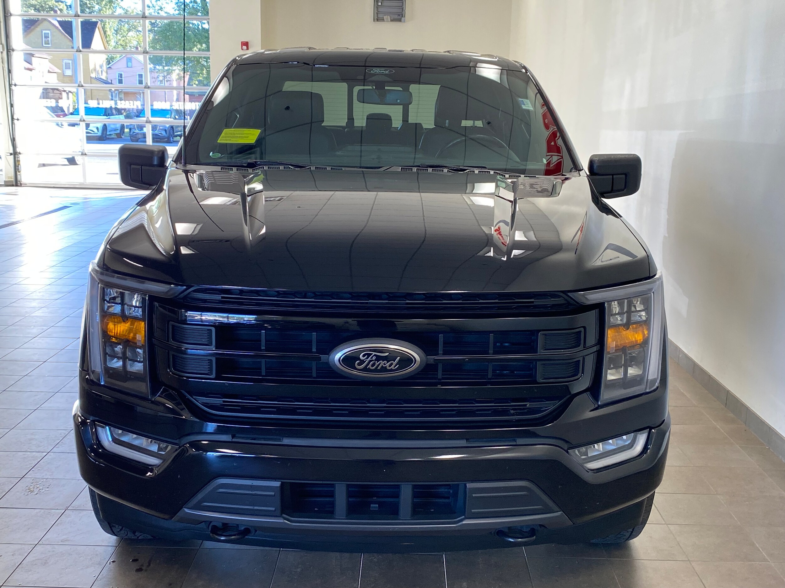 2022 Ford F-150 XLT photo 3