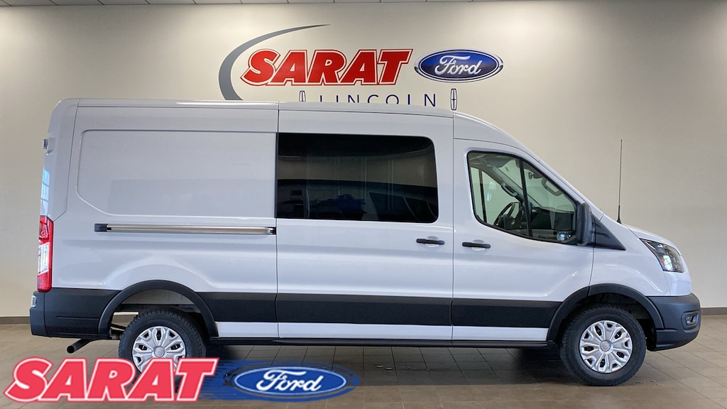 New 2026 Ford Transit-250 Cargo MR 148" WB Minivan/Van